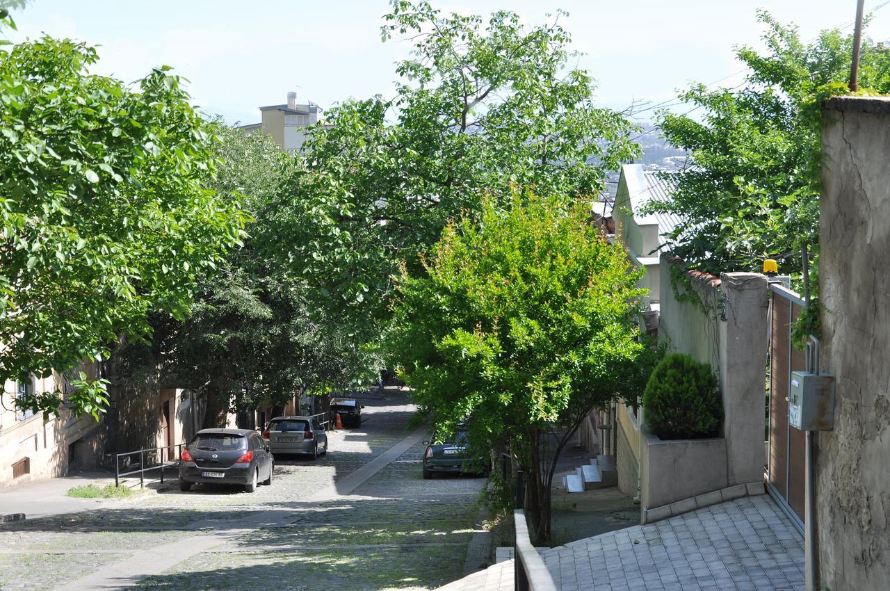 M42 Hostel Tbilisi Exteriör bild