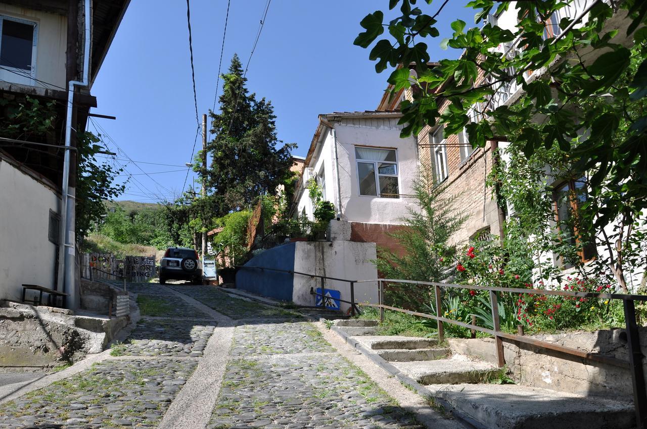 M42 Hostel Tbilisi Exteriör bild