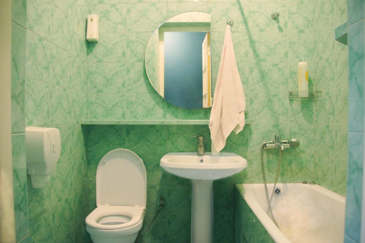 M42 Hostel Tbilisi Exteriör bild