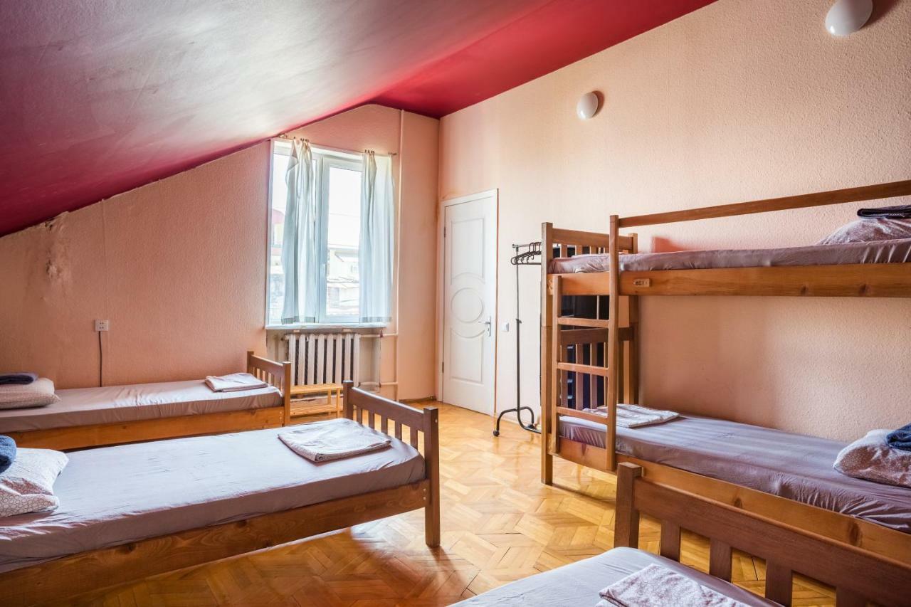 M42 Hostel Tbilisi Exteriör bild