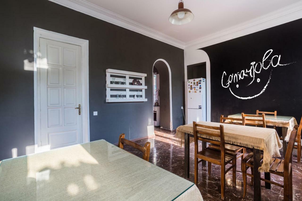 M42 Hostel Tbilisi Exteriör bild