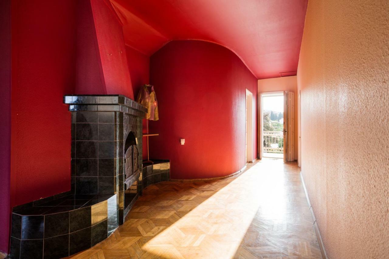 M42 Hostel Tbilisi Exteriör bild