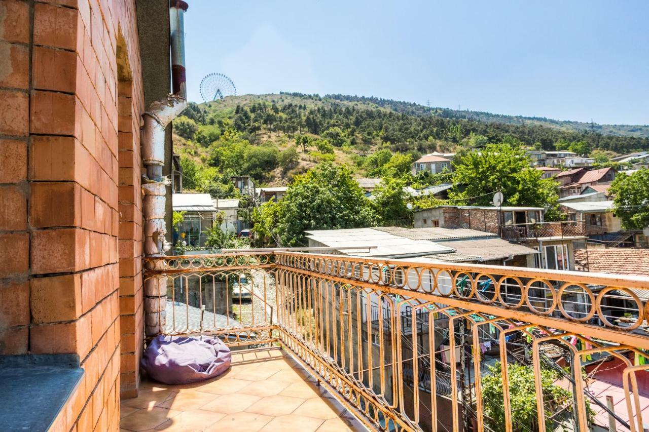 M42 Hostel Tbilisi Exteriör bild